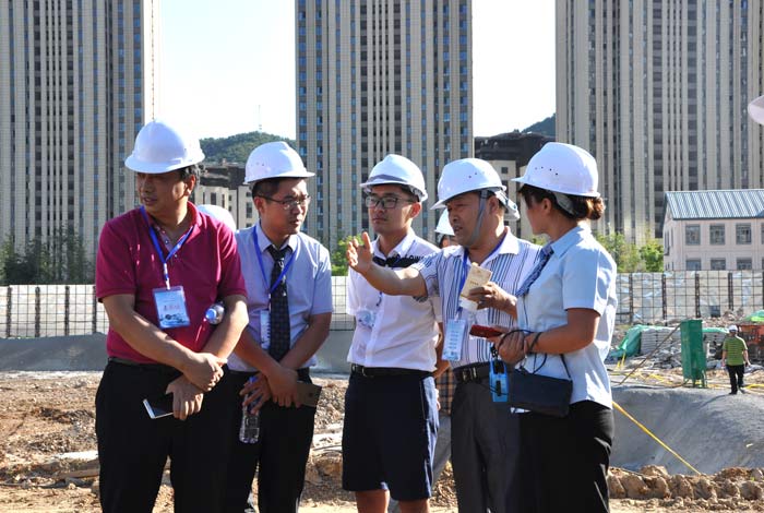 金秋送爽！宇通重裝YTR300Dmax旋挖鉆機(jī)大連推介會隆重召開