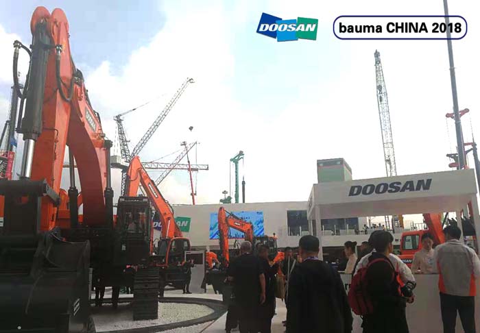 15億！宇通·宇通重裝簽訂2018上海寶馬展大訂單