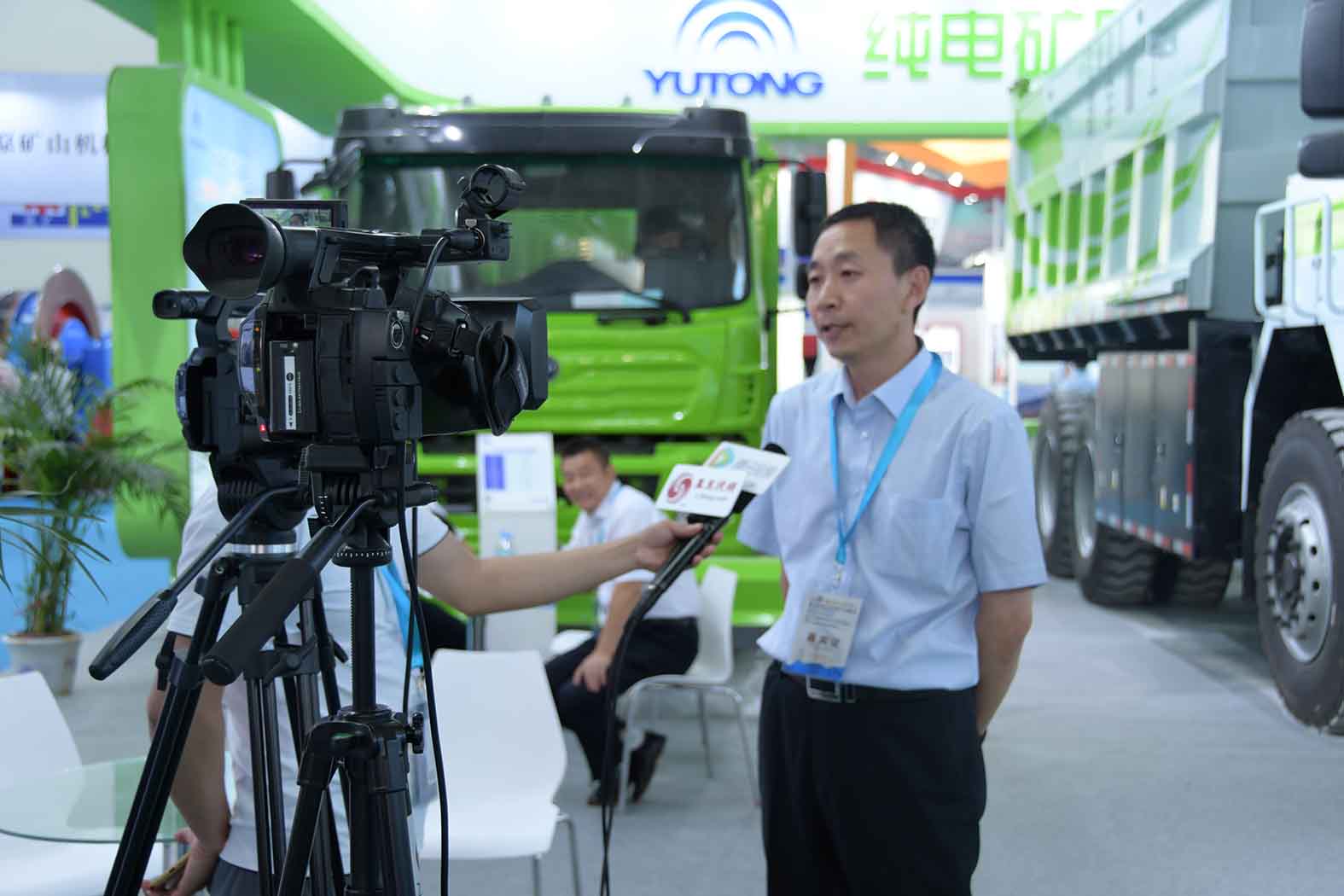 引領(lǐng)未來(lái)▲宇通純電動(dòng)礦用車(chē)閃耀2019CIME展會(huì) 引領(lǐng)未來(lái)▲宇通純電動(dòng)礦用車(chē)閃耀2019CIME展會(huì)